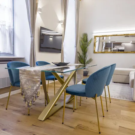 Casa Le 4 Arti - 86mq In Via Lagrange 43 Luxury アパート