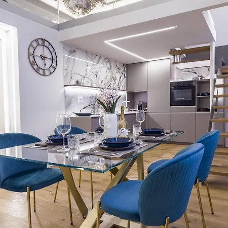 Casa Le 4 Arti - 86mq In Via Lagrange 43 Luxury Apartment